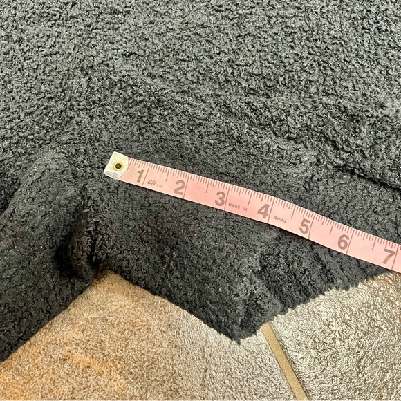 Skims Cozy Knit Boucle Teddy High Waisted Shorts Black Onyx L/XL - Picture 13 of 16